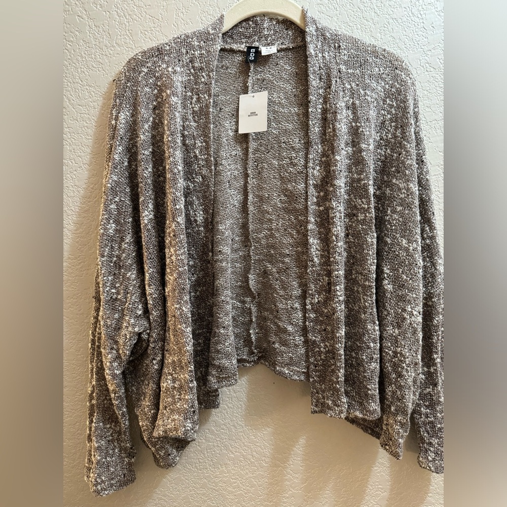NWT• BDG Taupe Loose Cardigan